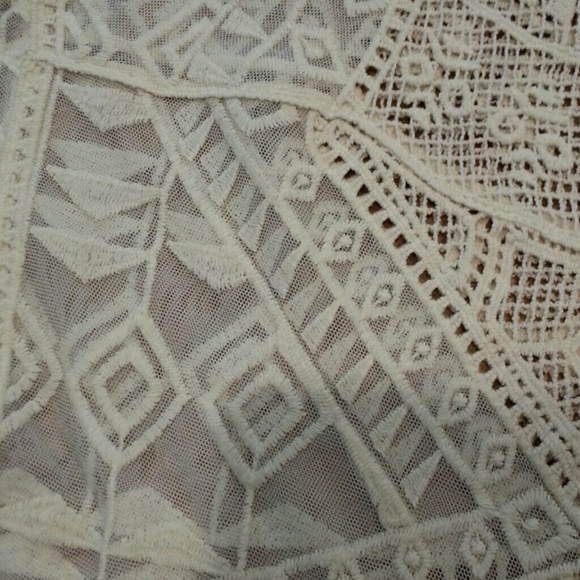 Lace and Crocheted Top - Picture 6 of 7